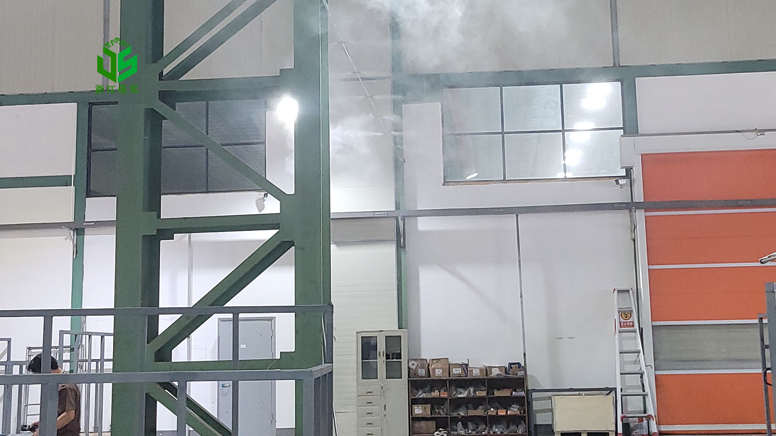 上海解决生产湿度问题选对工厂用加湿器很关键